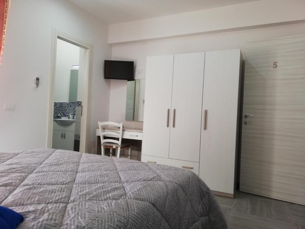 B&B Villa Arena Zingarello エクステリア 写真